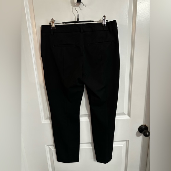 EXPRESS | Columnist in black EUC! - Picture 3 of 4